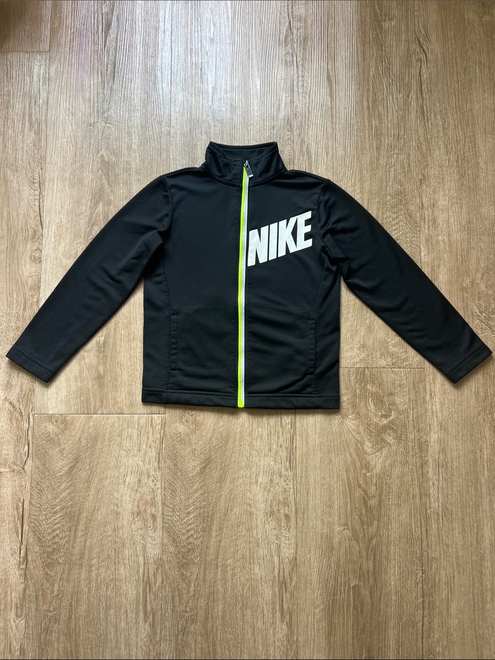 Nike Kids Lightweight Unisex Full Zip Black Sweatshirt with White Logo Size 5-6